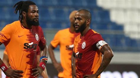 G­a­l­a­t­a­s­a­r­a­y­­d­a­ ­d­e­f­a­n­s­ ­h­a­t­t­ı­ ­d­e­ğ­i­ş­i­y­o­r­